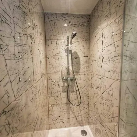 T3 Dans La Cité Des Potiers Apartamento Vallauris